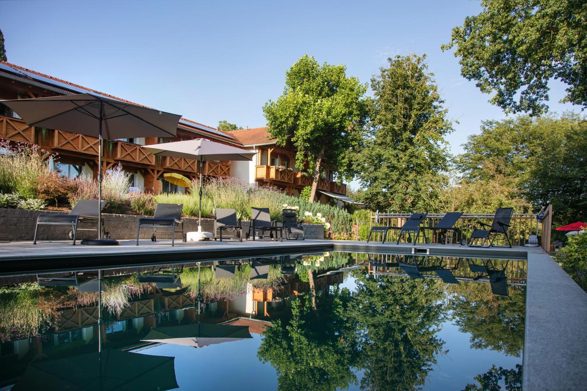 באד בירנבאך Hotel Quellenhof מראה חיצוני תמונה